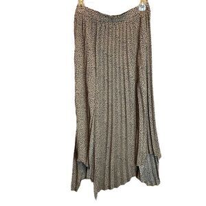 5 for $25🔥Size 8 Rosebullet Cheetah Print Asymmetrical Long Line Skirt